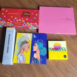 Makeup eye shadow palettes